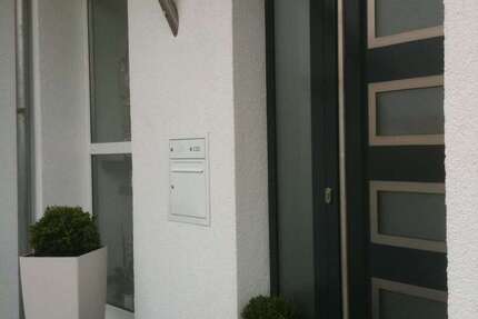 Haus Bietigheim-Bissingen Bissingen - 10 Zimmer, 299 m&sup2;, 3.900&euro; | Angebot:25396770