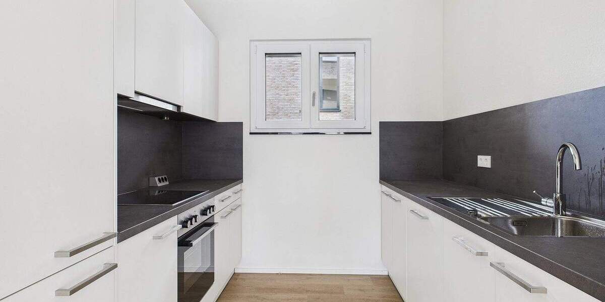 Etagenwohnung Sindelfingen Ost - 2 Zimmer, 71 m&sup2;, 1.330&euro; | Angebot:25671740