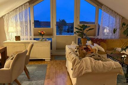Haus Marbach am Neckar - 4 Zimmer, 102 m&sup2;, 1.350&euro; | Angebot:27595751