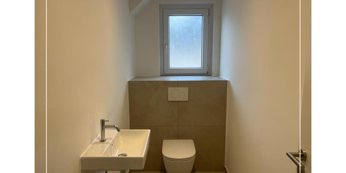 Etagenwohnung Ludwigsburg Hoheneck - 4 Zimmer, 100 m&sup2;, 1.440&euro; | Angebot:26039421