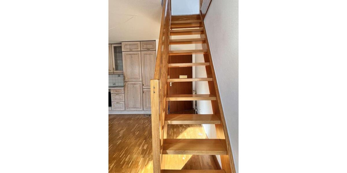 Dachgeschoßwohnung Stuttgart Birkach - 3.5 Zimmer, 77 m&sup2;, 1.400&euro; | Angebot:26640638