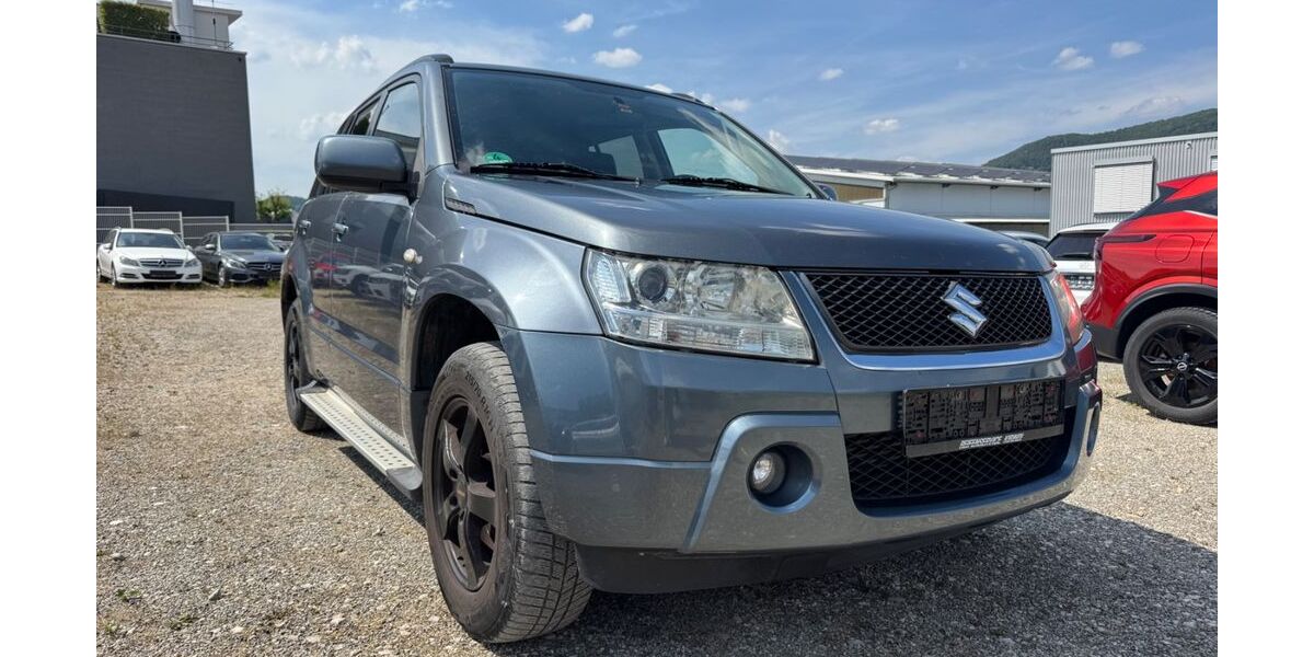 Suzuki Grand Vitara 325.696 km 2.890 &euro; Walddorfhäslach (bei Stuttgart) 72141