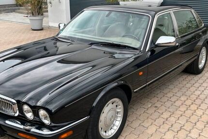 Jaguar Daimler 59.400 km 29.500 &euro; Stuttgart 70327