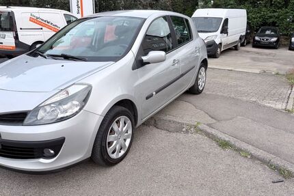 Renault Clio 233.952 km 1.499 &euro; Korb 71404