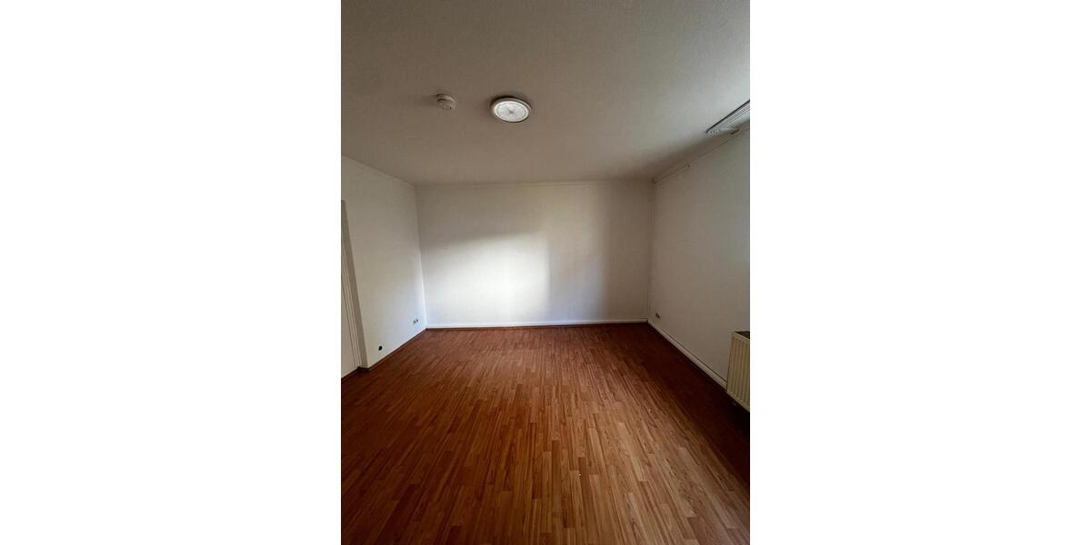 Erdgeschoßwohnung Stuttgart Stuttgart-Ost - 4 Zimmer, 80 m&sup2;, 1.350&euro; | Angebot:25765768