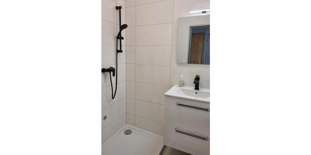 Einfamilienhaus Sindelfingen - 1 Zimmer, 45 m&sup2;, 650&euro; | Angebot:24295261