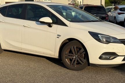 Opel Astra 98.000 km 8.100 &euro; Winterbach 73650