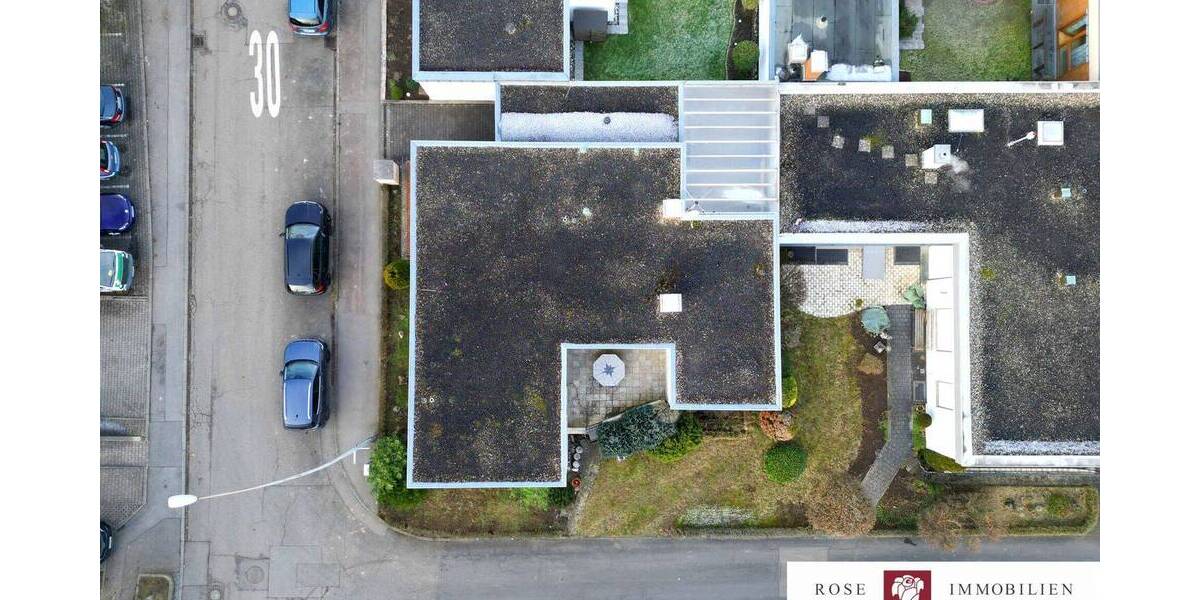 Bungalow Kernen im Remstal Rommelshausen - 4 Zimmer, 131 m&sup2;, 639.000&euro; | Angebot:26082533