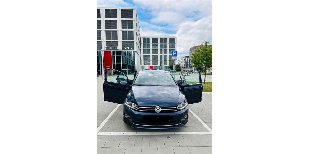 VW Golf Sportsvan 111.600 km 14.000 &euro; Stuttgart 70569