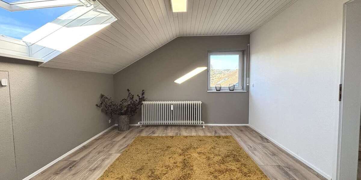 Etagenwohnung Göppingen Lenglingen - 4 Zimmer, 89 m&sup2;, 1.100&euro; | Angebot:25978914