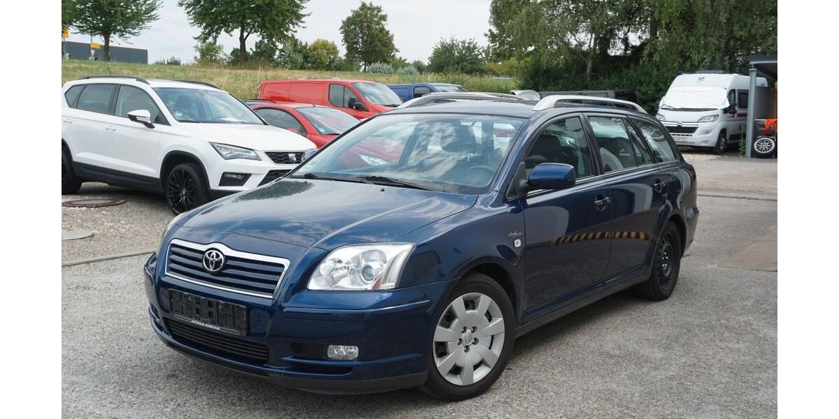 Toyota Avensis 207.000 km 2.800 &euro; Göppingen 73037