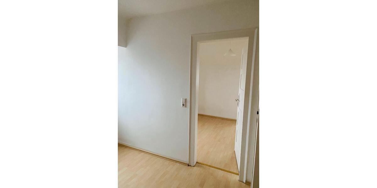 Dachgeschoßwohnung Stuttgart Stuttgart-Nord - 3 Zimmer, 45 m&sup2;, 825&euro; | Angebot:25830023