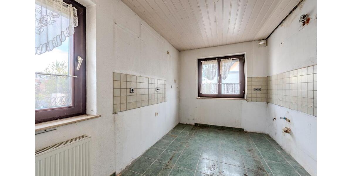 Doppelhaushälfte Marbach am Neckar - 7 Zimmer, 138 m&sup2;, 429.000&euro; | Angebot:25126401