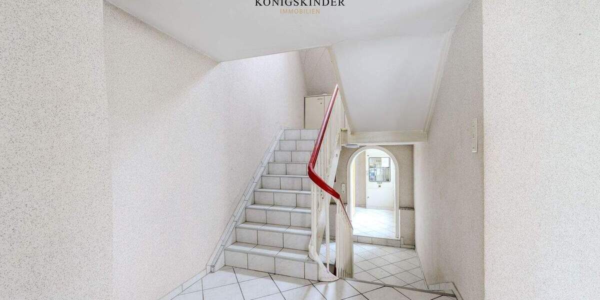 Mehrfamilienhaus, Wohnhaus Weil im Schönbuch - 7 Zimmer, 201 m&sup2;, 569.000&euro; | Angebot:25896512