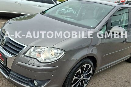 VW Touran 269.357 km 3.499 &euro; Deizisau 73779