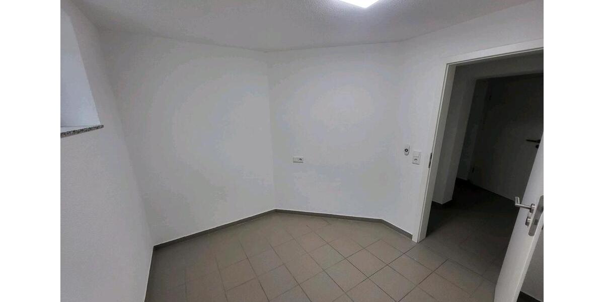 Etagenwohnung Plüderhausen - 2 Zimmer, 49 m&sup2;, 650&euro; | Angebot:26040744