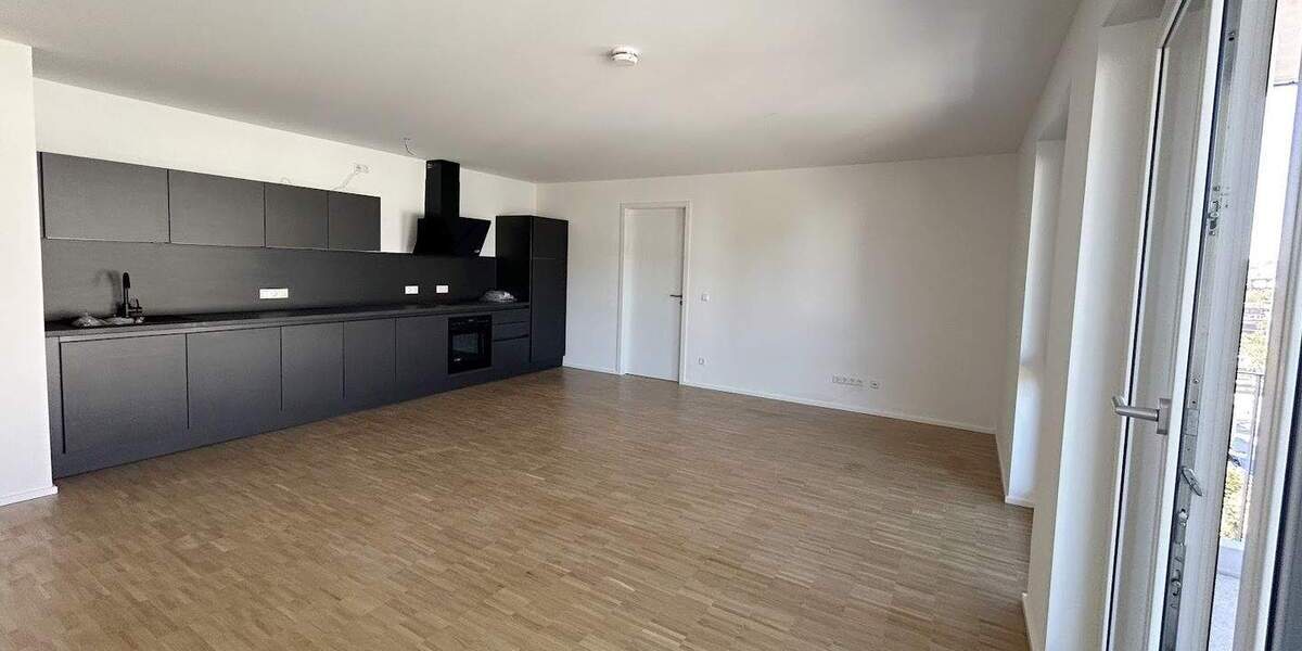 Etagenwohnung Stuttgart Untertürkheim - 3 Zimmer, 84 m&sup2;, 1.390&euro; | Angebot:25665160