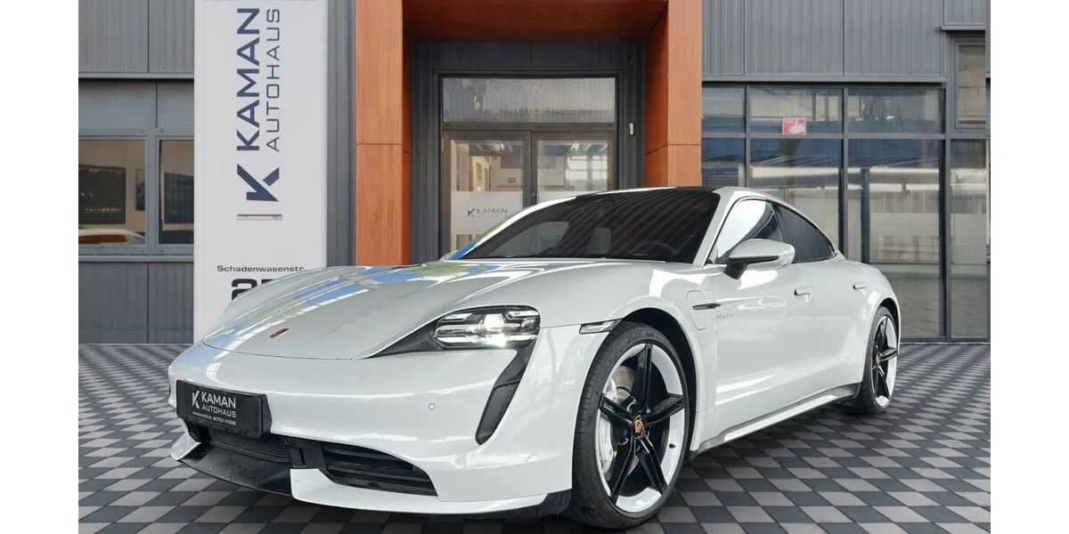 Porsche Taycan 2.500 km 89.500 &euro; Sindelfingen 71065