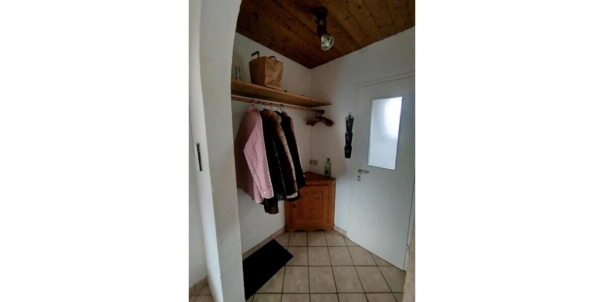 Etagenwohnung Uhingen - 2 Zimmer, 62 m&sup2;, 900&euro; | Angebot:27565658