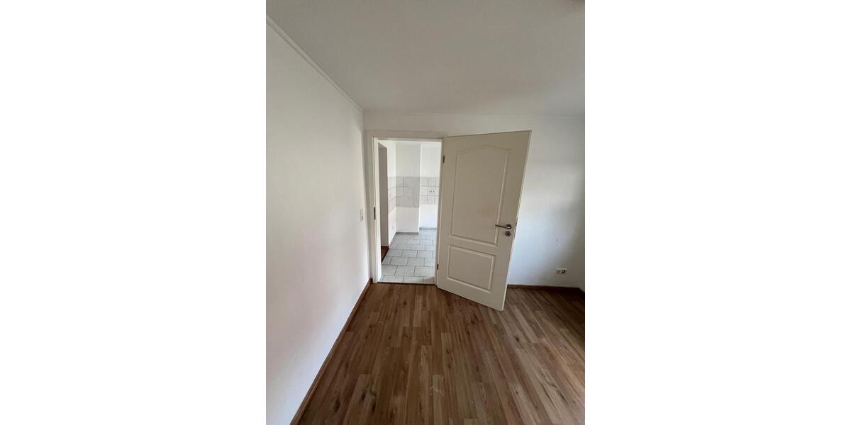 Erdgeschoßwohnung Uhingen - 3 Zimmer, 70 m&sup2;, 850&euro; | Angebot:24618223