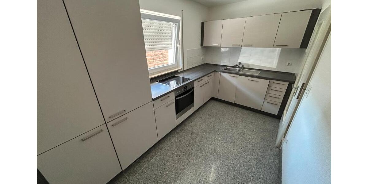 Erdgeschoßwohnung Weinstadt - 3 Zimmer, 83 m&sup2;, 1.200&euro; | Angebot:25840415