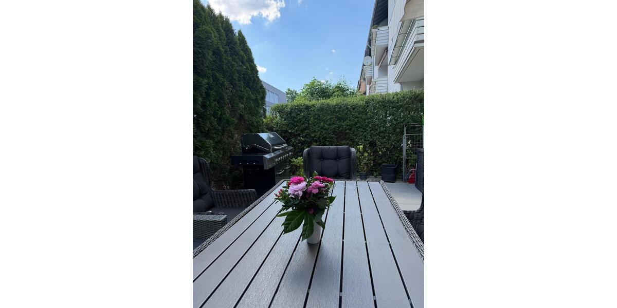 Erdgeschoßwohnung Stuttgart Luginsland - 3 Zimmer, 60 m&sup2;, 297.000&euro; | Angebot:27292976