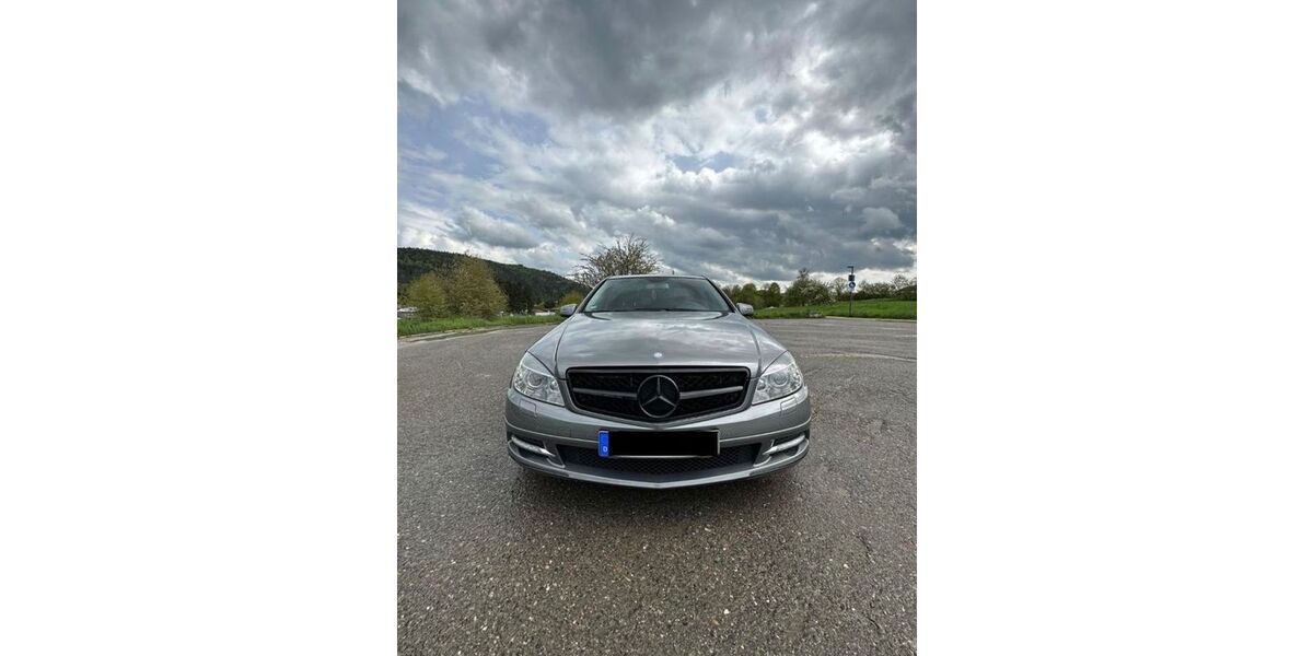 Mercedes-Benz C 300 197.000 km 9.950 &euro; Sindelfingen 71069