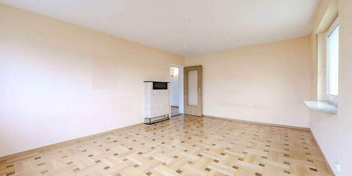 Mehrfamilienhaus, Wohnhaus Sindelfingen / Maichingen Maichingen - 8 Zimmer, 145 m&sup2;, 629.000&euro; | Angebot:25746135