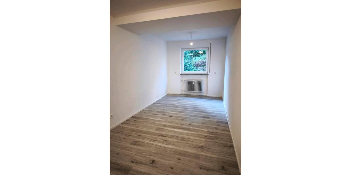 Erdgeschoßwohnung Schorndorf - 3 Zimmer, 80 m&sup2;, 295.000&euro; | Angebot:26889105