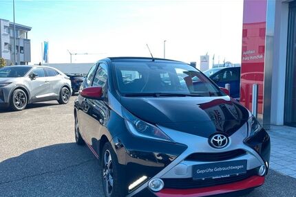 Toyota Aygo (X) 44.500 km 9.890 &euro; Göppingen 73037