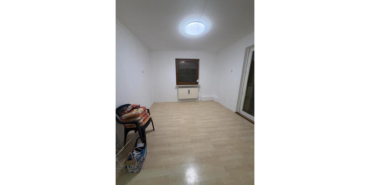 Etagenwohnung Stuttgart Degerloch - 3 Zimmer, 73 m&sup2;, 1.200&euro; | Angebot:25894881