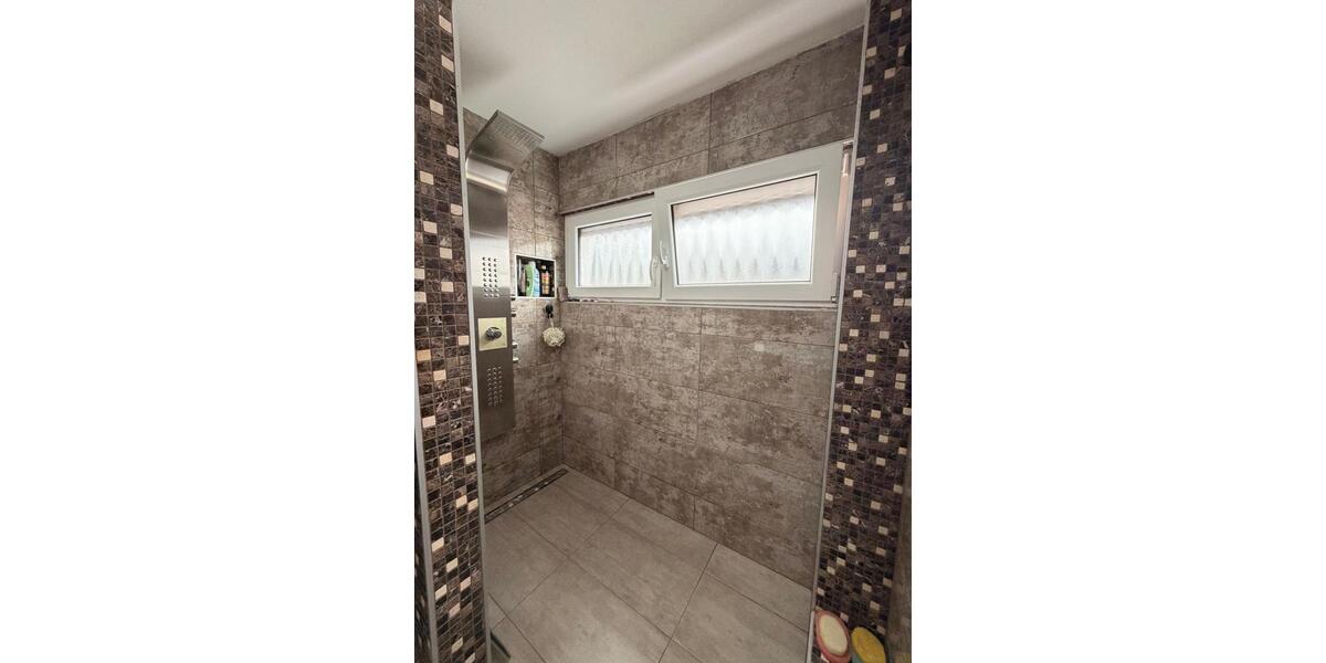 Reihenhaus Stuttgart Hedelfingen - 7 Zimmer, 125 m&sup2;, 699.000&euro; | Angebot:26187006