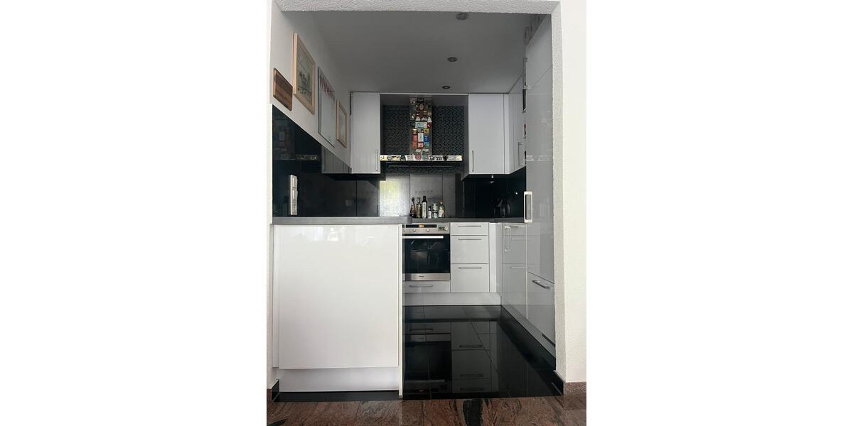 Etagenwohnung Stuttgart Botnang - 2 Zimmer, 63 m&sup2;, 1.200&euro; | Angebot:27554288