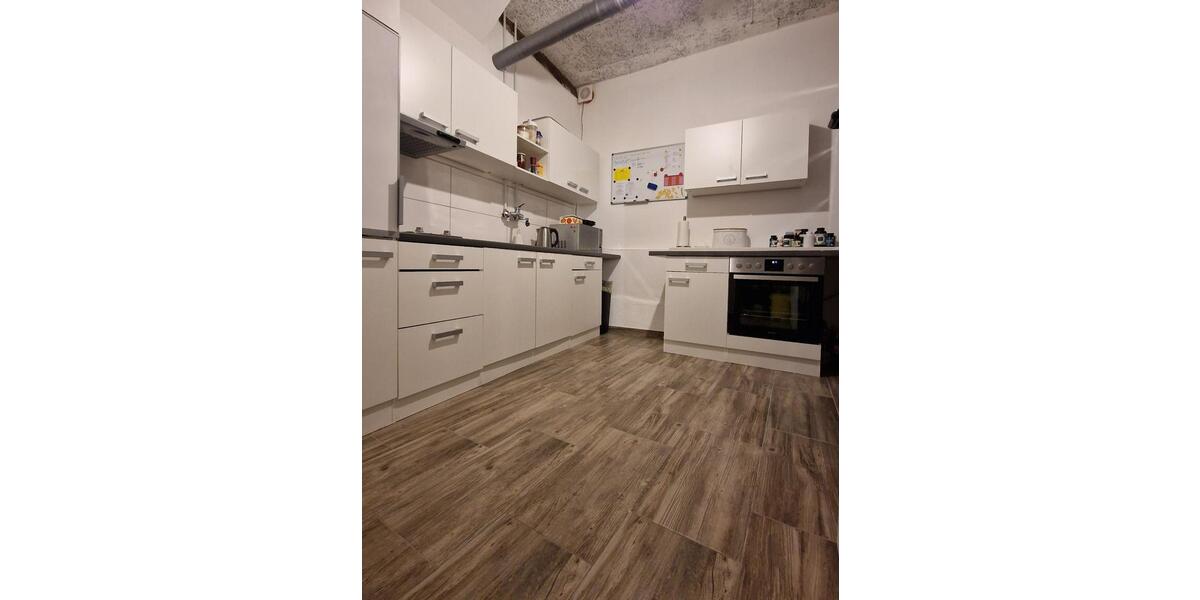 Maisonettenwohnung Stuttgart Luginsland - 3.5 Zimmer, 107 m&sup2;, 1.350&euro; | Angebot:25965671