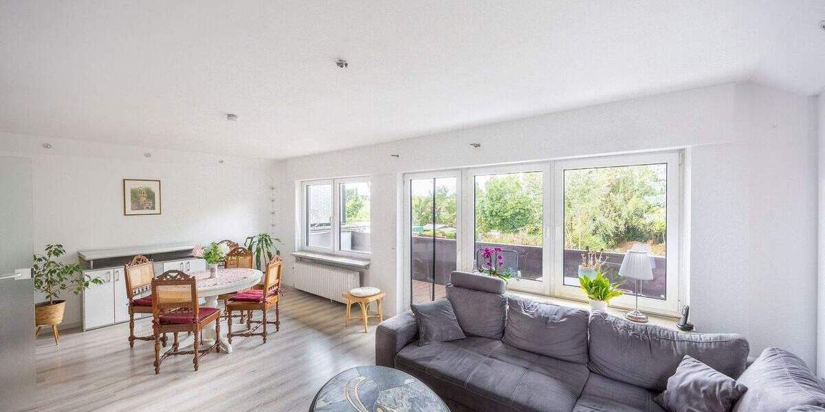 Doppelhaushälfte Pleidelsheim - 8 Zimmer, 201 m&sup2;, 498.000&euro; | Angebot:25697981