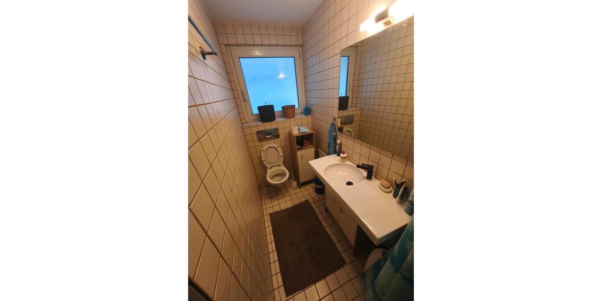 Erdgeschoßwohnung Stuttgart Bad Cannstatt - 3.5 Zimmer, 100 m&sup2;, 1.750&euro; | Angebot:27606372
