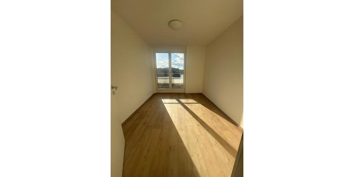 Einfamilienhaus Nürtingen - 4 Zimmer, 115 m&sup2;, 1.400&euro; | Angebot:25307038