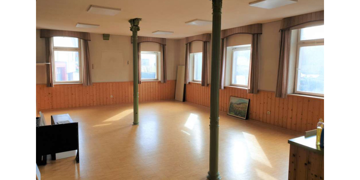 Mehrfamilienhaus, Wohnhaus Wüstenrot - 5 Zimmer, 160 m&sup2;, 125.000&euro; | Angebot:25200862