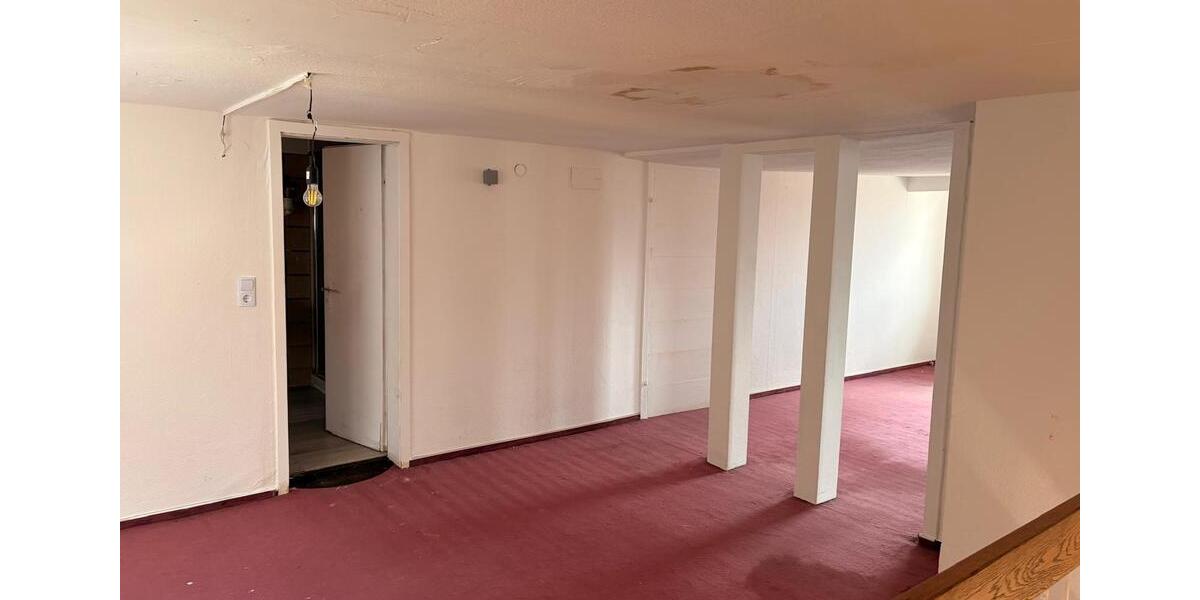 Maisonettenwohnung Nürtingen - 4 Zimmer, 120 m&sup2;, 900&euro; | Angebot:25976166