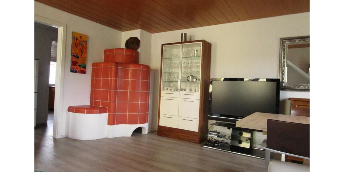 Dachgeschoßwohnung Ludwigsburg Eglosheim - 3 Zimmer, 71 m&sup2;, 1.400&euro; | Angebot:26577710