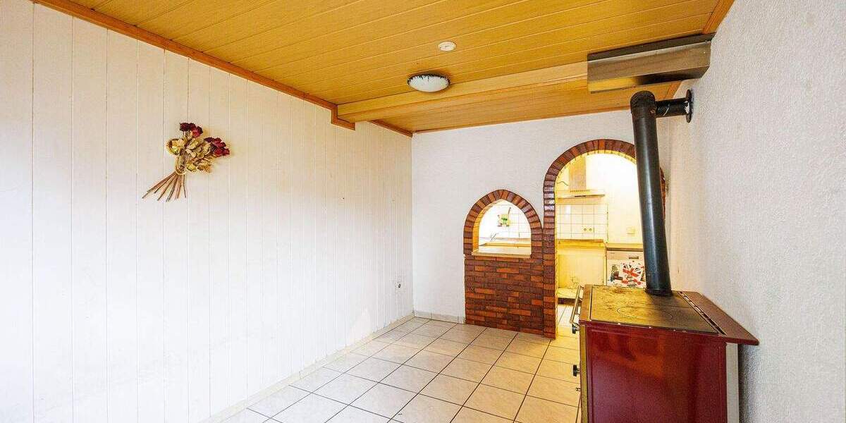 Einfamilienhaus Marbach am Neckar Rielingshausen - 5 Zimmer, 84 m&sup2;, 215.000&euro; | Angebot:25742385