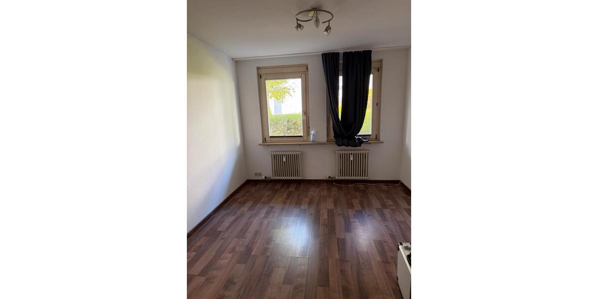 Erdgeschoßwohnung Stuttgart Bad Cannstatt - 3 Zimmer, 75 m&sup2;, 1.100&euro; | Angebot:27581822