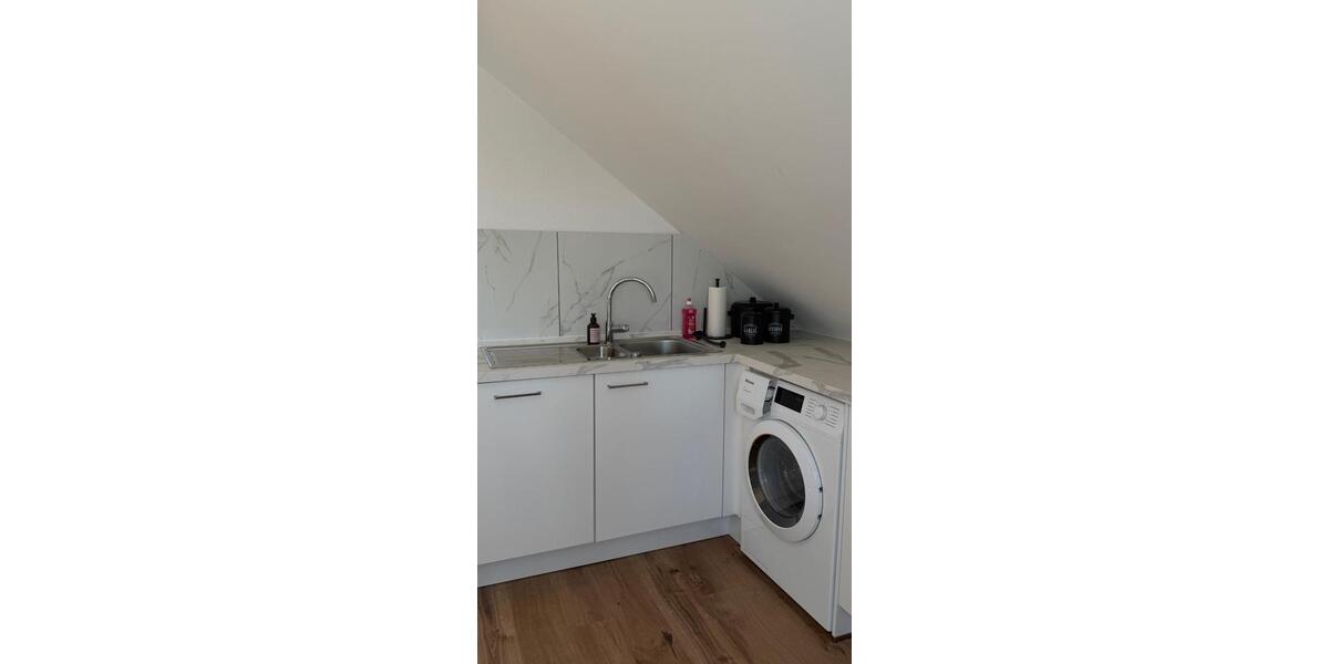 Dachgeschoßwohnung Backnang - 2 Zimmer, 55 m&sup2;, 950&euro; | Angebot:25306793