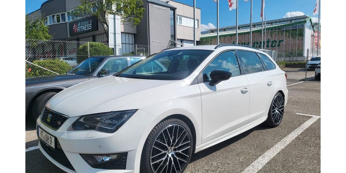 Seat Leon 108.100 km 13.300 &euro; Kirchheim Teck 73230