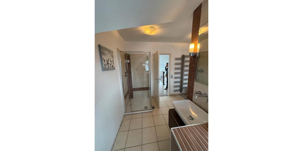 Einfamilienhaus Stuttgart Mühlhausen - 4 Zimmer, 160 m&sup2;, 390.000&euro; | Angebot:26071644