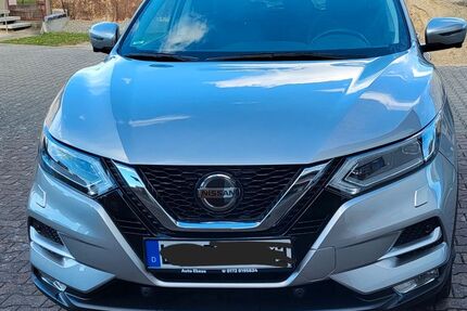 Nissan Qashqai 65.000 km 18.900 &euro; Erdmannhausen 71729