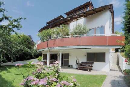 Haus Weinstadt - 6.5 Zimmer, 354 m&sup2;, 1.879.000&euro; | Angebot:24696912