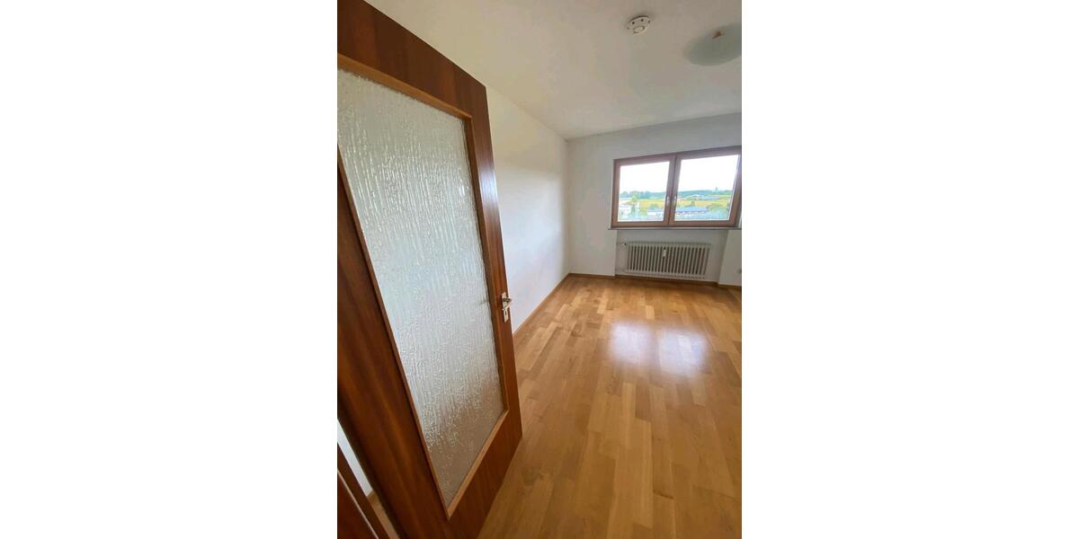 Etagenwohnung Leinfelden-Echterdingen Echterdingen - 3 Zimmer, 87 m&sup2;, 385.000&euro; | Angebot:26973318