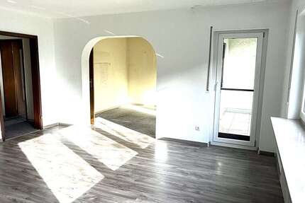 Wohnung Bönnigheim - 3.5 Zimmer, 82 m&sup2;, 250.000&euro; | Angebot:25655808