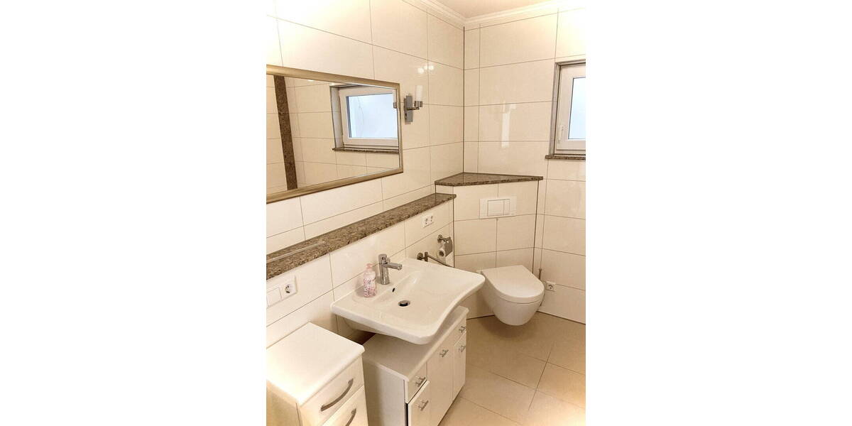 Etagenwohnung Ilsfeld Helfenberg - 2 Zimmer, 66 m&sup2;, 870&euro; | Angebot:26531352